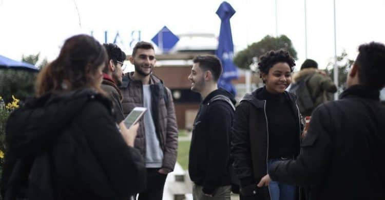 Bahçeşehir Üniversitesi Hazırlık Atlama Sınavı – CLOZE TEST Pratiği